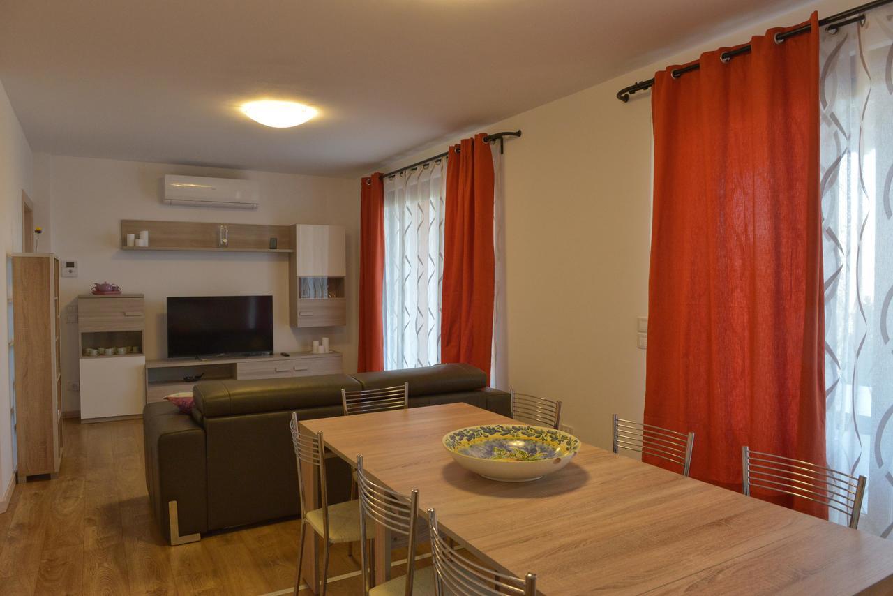 Villa Artemia Манерба дел Гарда Екстериор снимка